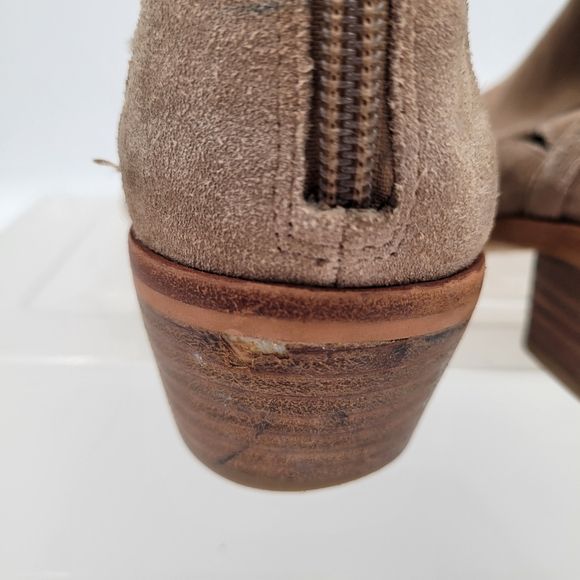 Womans Vince Camuto Peera Brown Suede Ankle Booties Back Zipper S 8 - Picture 5 of 13